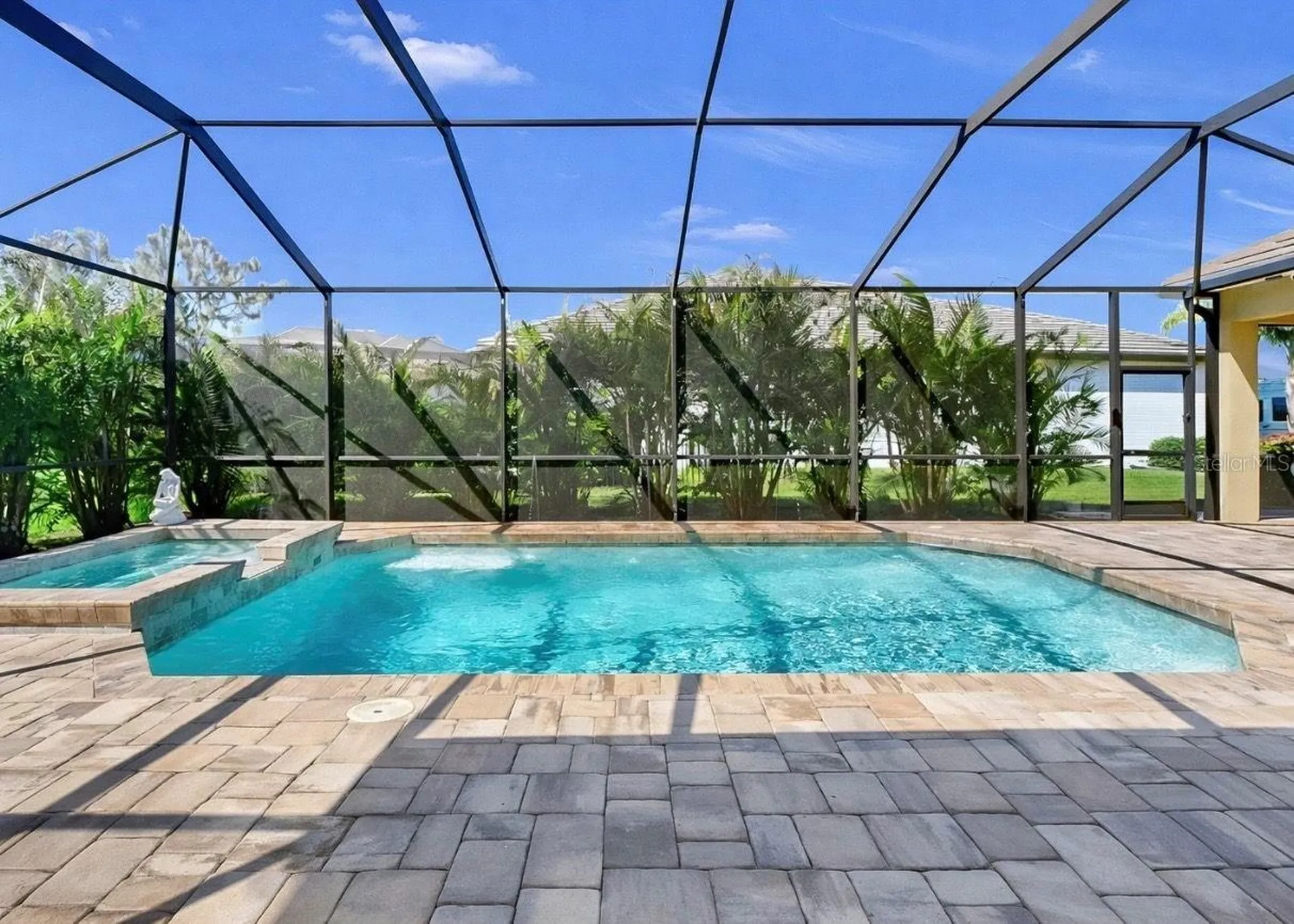 16005 42nd Glen E Parrish FL 34219