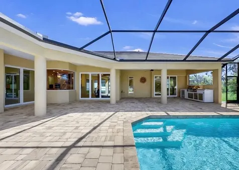 16005 42nd Glen E Parrish FL 34219