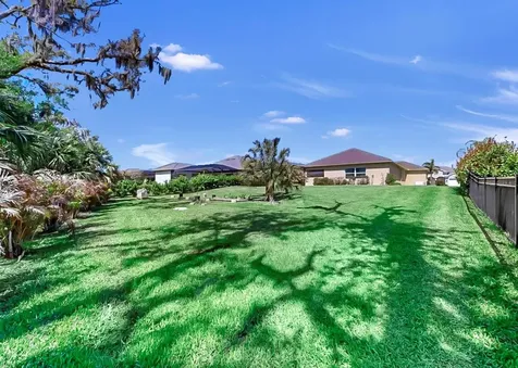 16005 42nd Glen E Parrish FL 34219