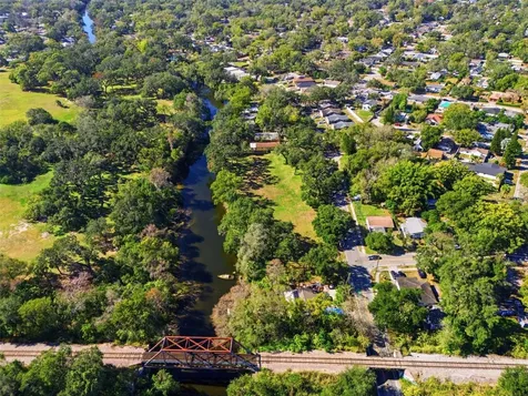 2011 E Mulberry Drive Tampa FL 33604