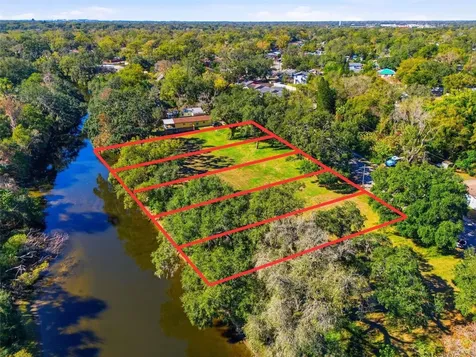 2011 E Mulberry Drive Tampa FL 33604