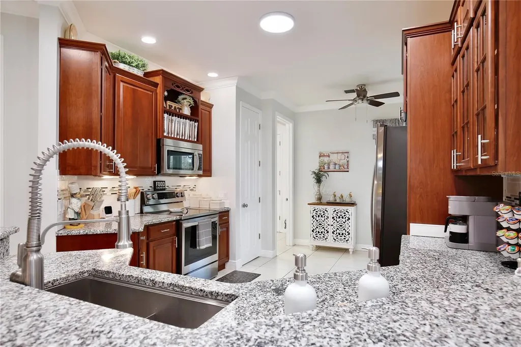 217 Lake Cassidy Drive Kissimmee FL 34759