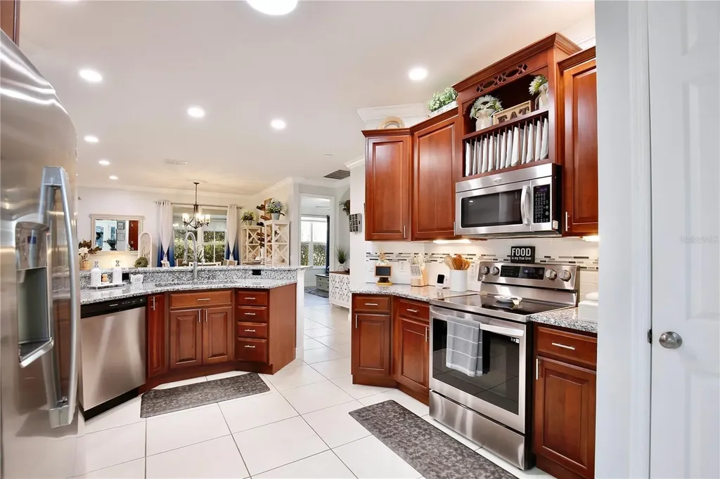 217 Lake Cassidy Drive Kissimmee FL 34759