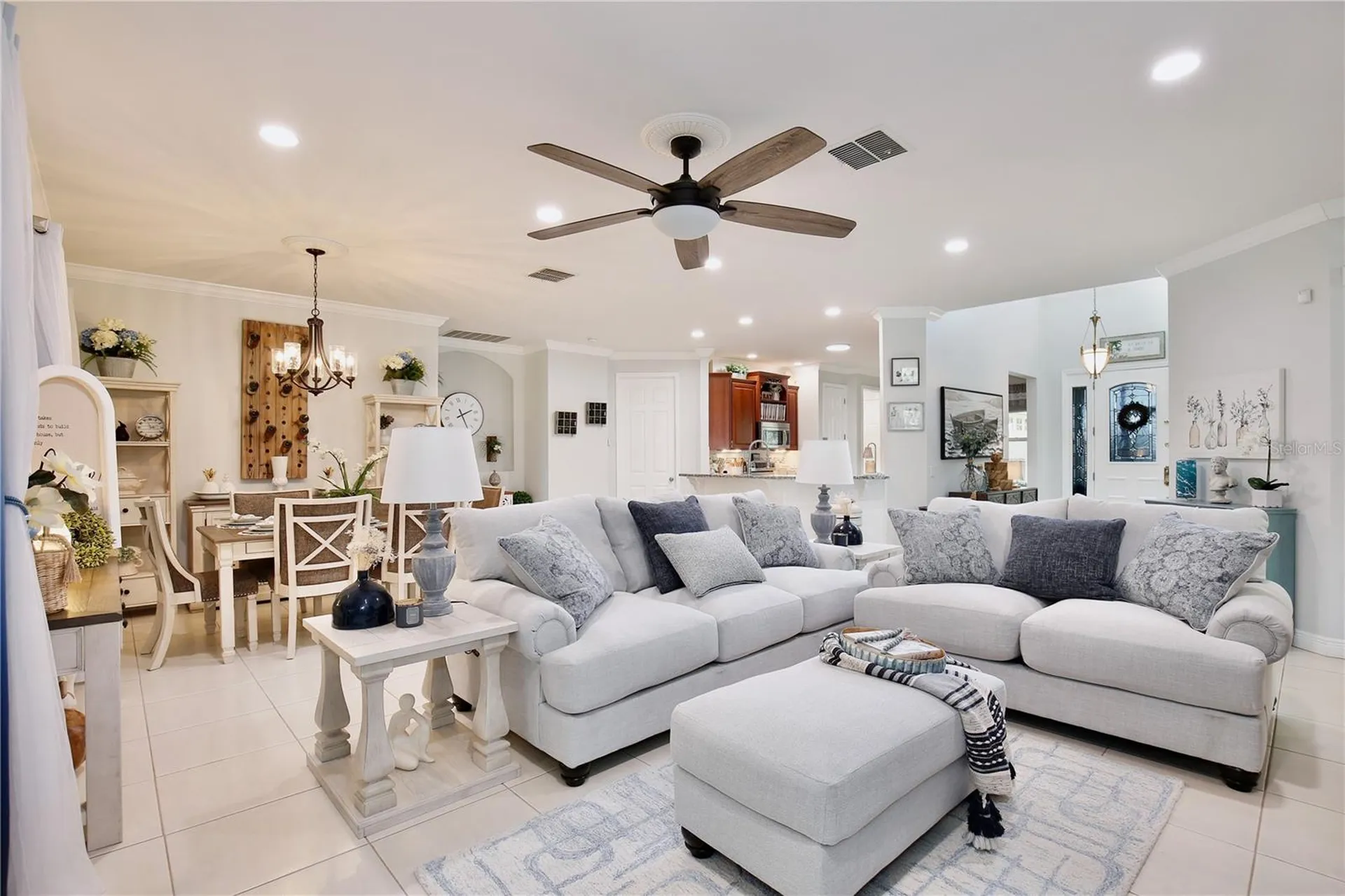 217 Lake Cassidy Drive Kissimmee FL 34759