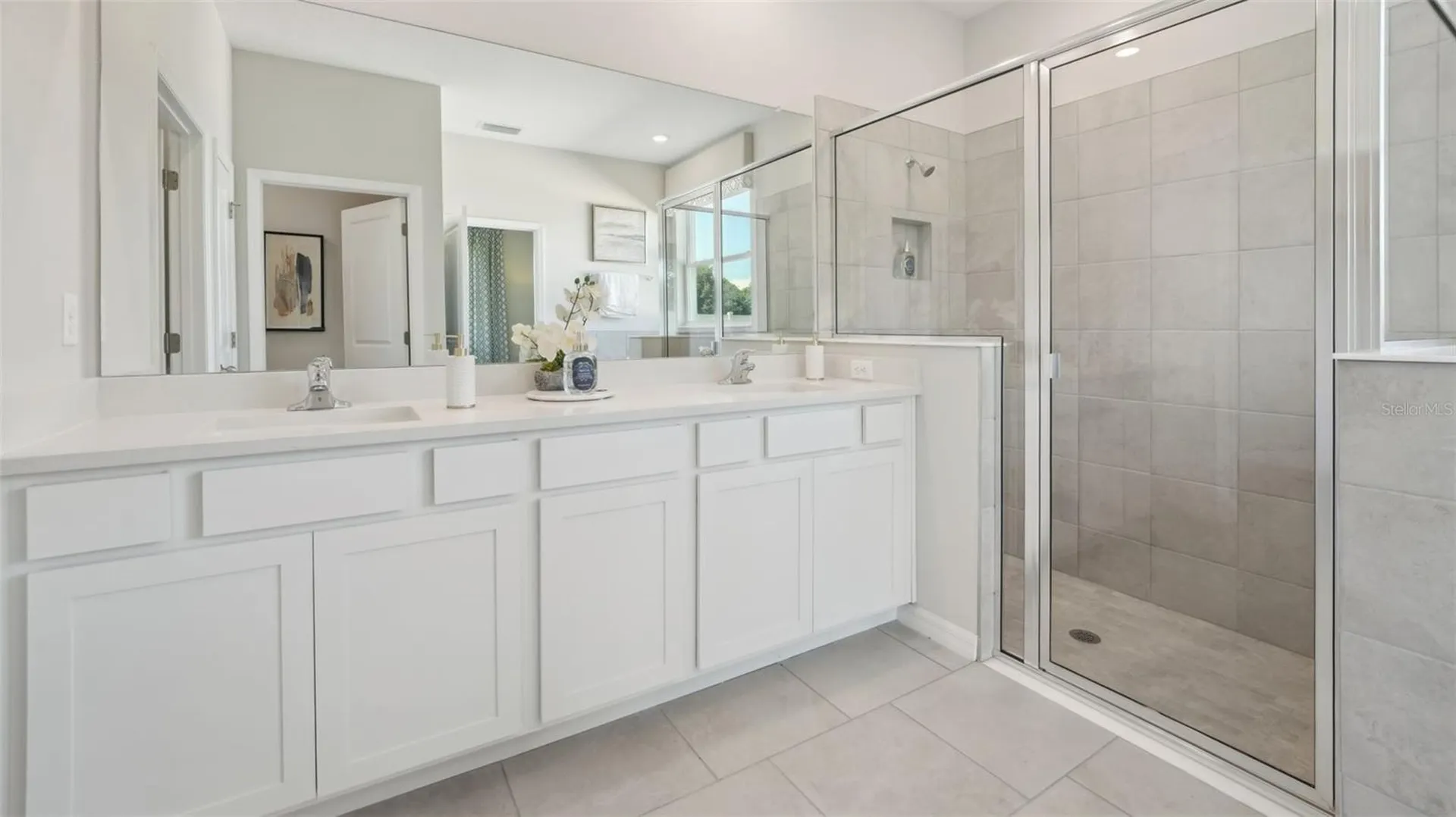 2154 Stratten Drive Zephyrhills FL 33541