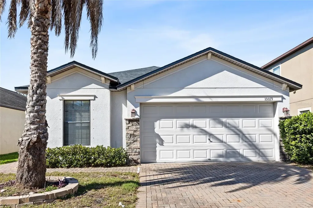 10019 Newminster Loop Ruskin FL 33573