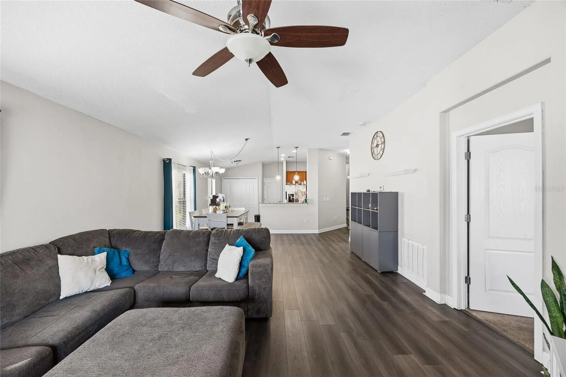 10019 Newminster Loop Ruskin FL 33573