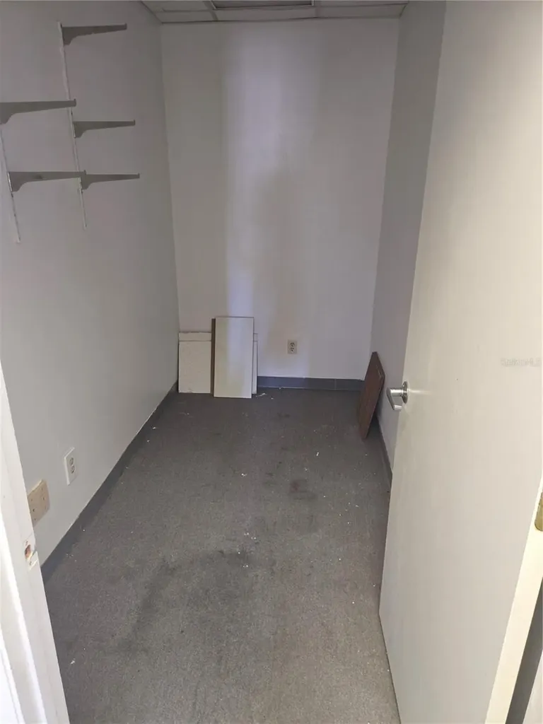 8831 49th Street N Pinellas Park FL 33782