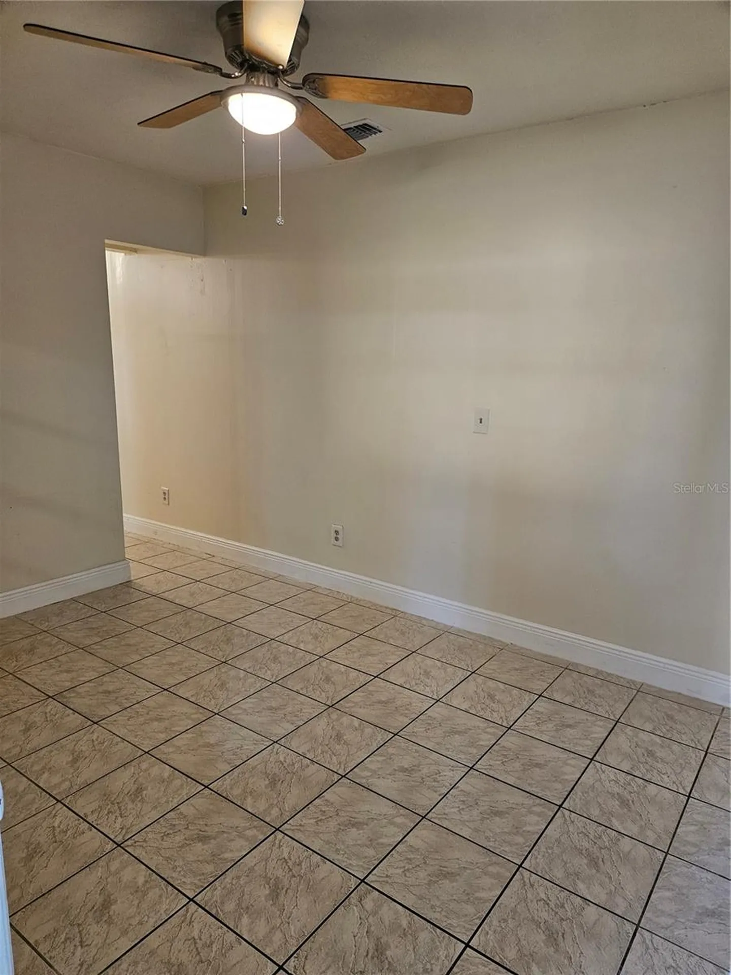 2761 Michigan Avenue Kissimmee FL 34744