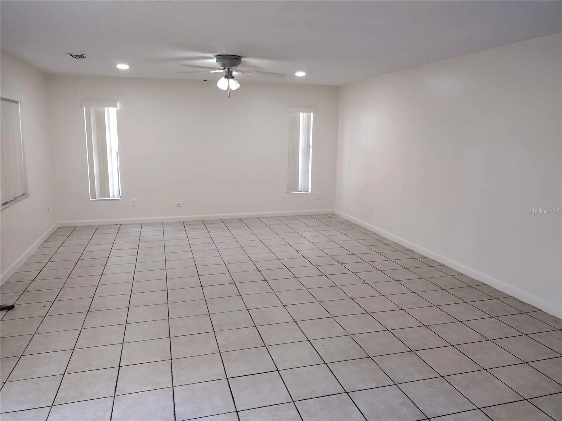 2761 Michigan Avenue Kissimmee FL 34744