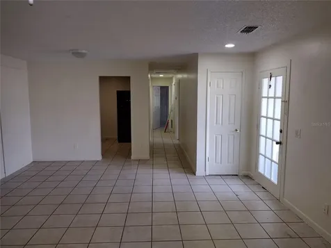 2761 Michigan Avenue Kissimmee FL 34744