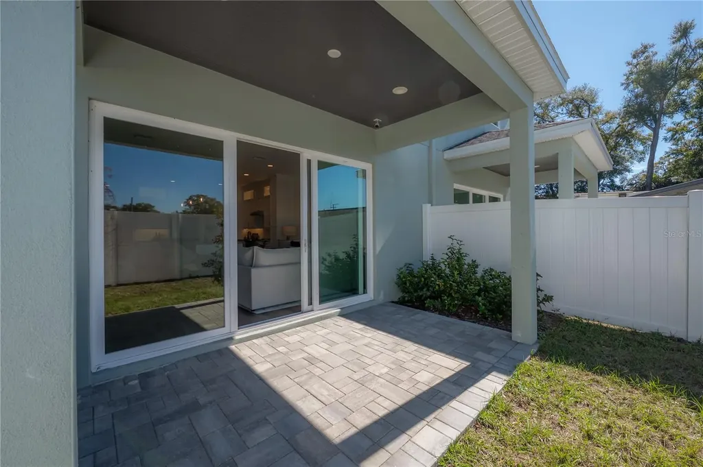5530 N 9th Street Tampa FL 33604