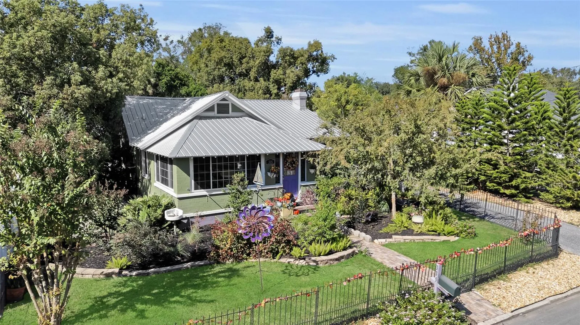 335 Simpson Mount Dora FL 32757