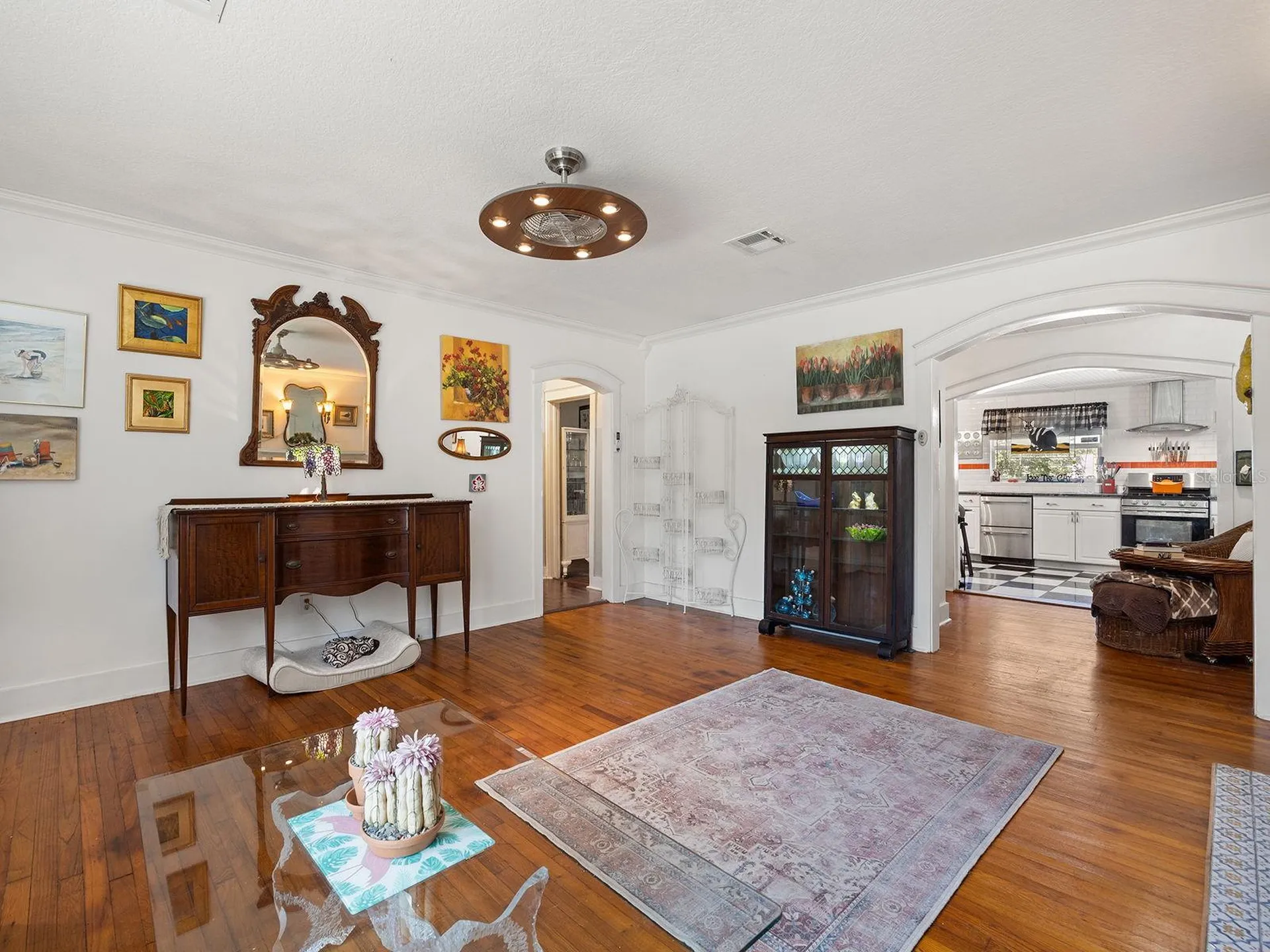 335 Simpson Mount Dora FL 32757