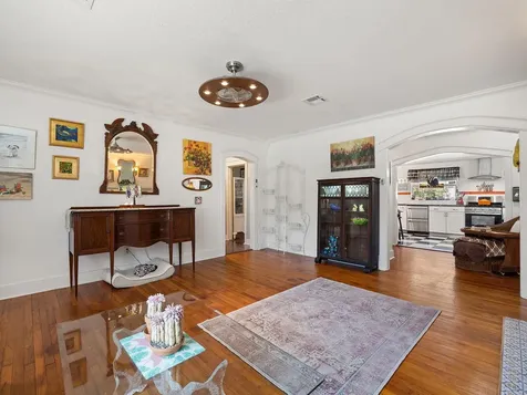 335 Simpson Mount Dora FL 32757