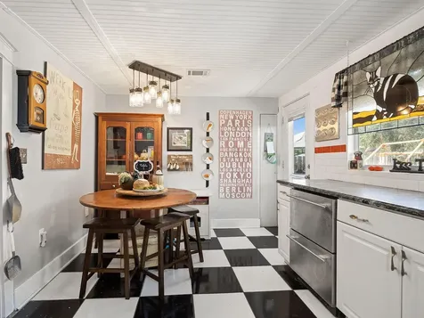 335 Simpson Mount Dora FL 32757