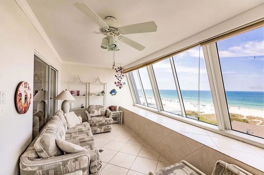 1055 W Peppertree Drive Sarasota FL 34242