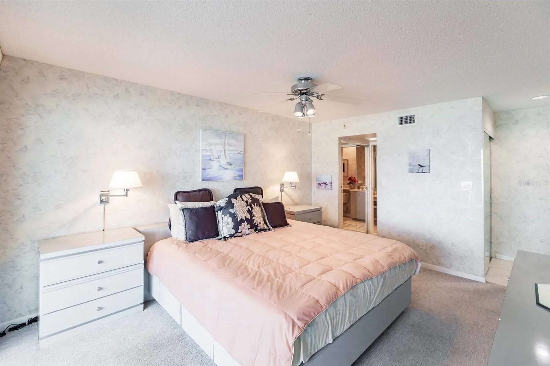 1055 W Peppertree Drive Sarasota FL 34242