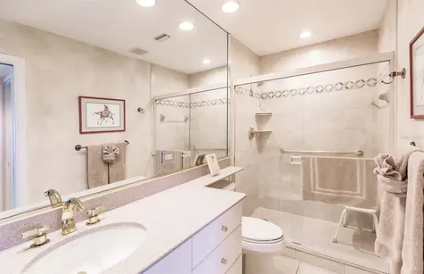 1055 W Peppertree Drive Sarasota FL 34242