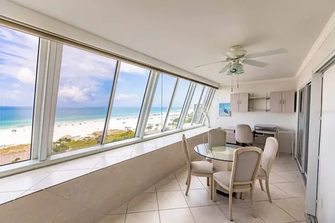 1055 W Peppertree Drive Sarasota FL 34242