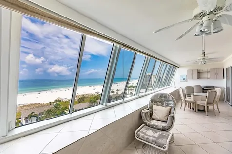 1055 W Peppertree Drive Sarasota FL 34242