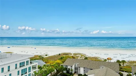 1055 W Peppertree Drive Sarasota FL 34242