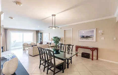 1055 W Peppertree Drive Sarasota FL 34242