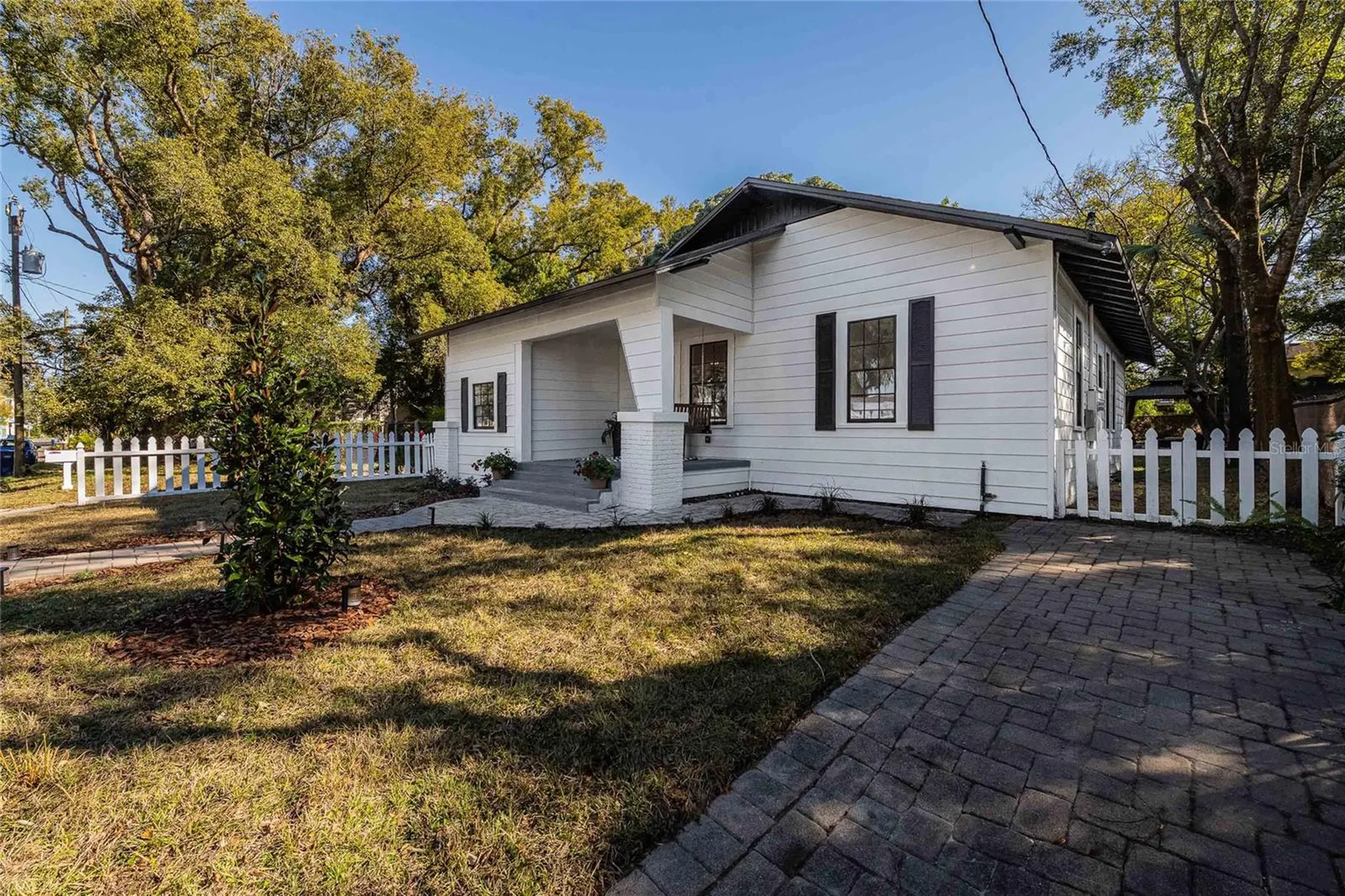 805 E Curtis Street Tampa FL 33603