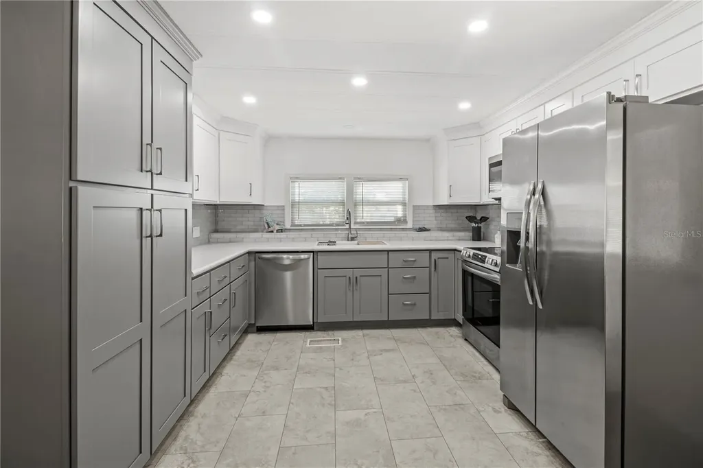 4902 91st Lane St Petersburg FL 33708