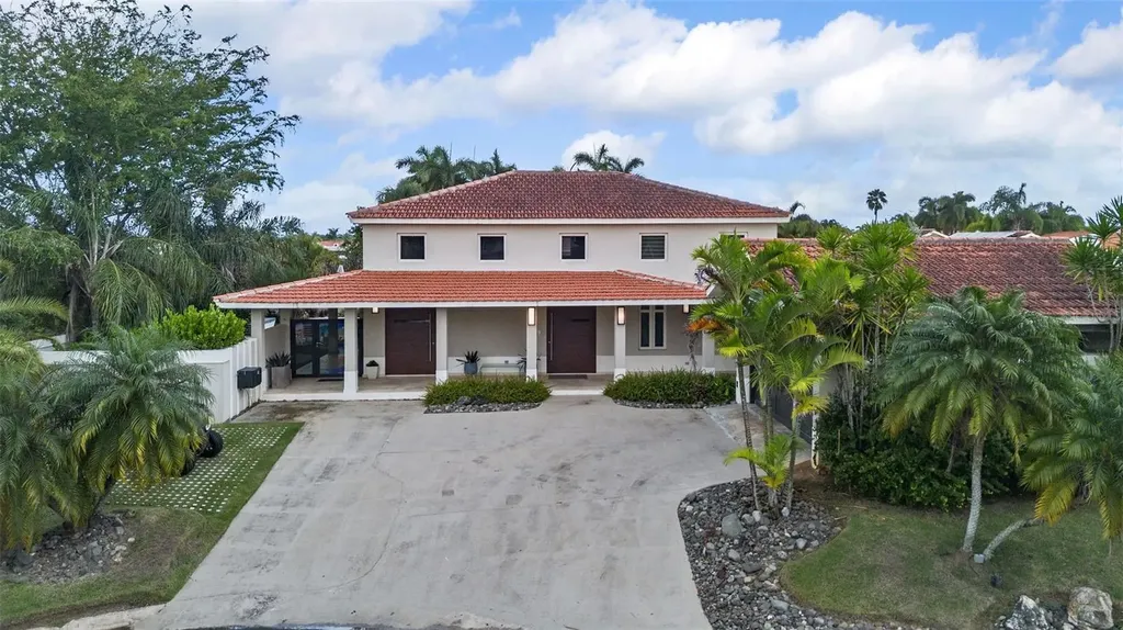 358 Camino De La Pomarrosa Dorado PR 00646