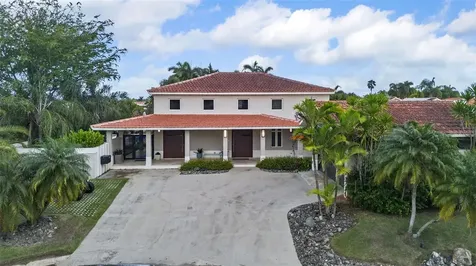 358 Camino De La Pomarrosa Dorado PR 00646