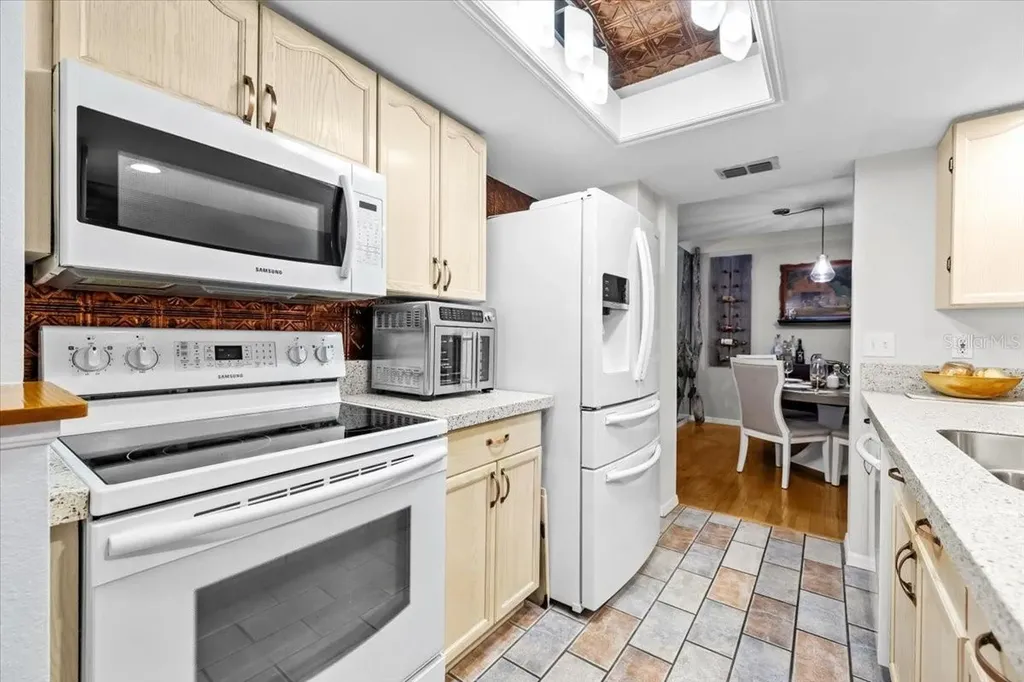 2392 Hanover Drive Dunedin FL 34698