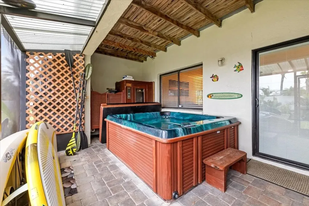 2392 Hanover Drive Dunedin FL 34698