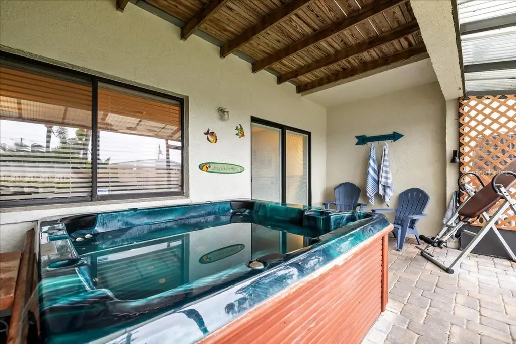 2392 Hanover Drive Dunedin FL 34698