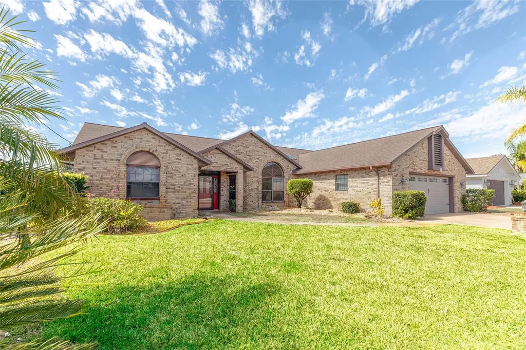27 Cherrytree Court Palm Coast FL 32137
