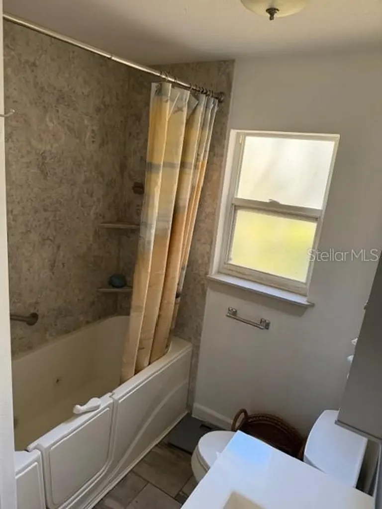 5722 20th Avenue S Gulfport FL 33707