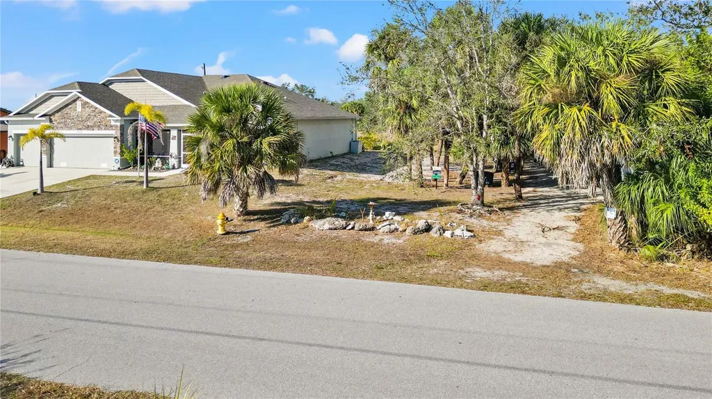 17265 Gulfspray Circle Port Charlotte FL 33948