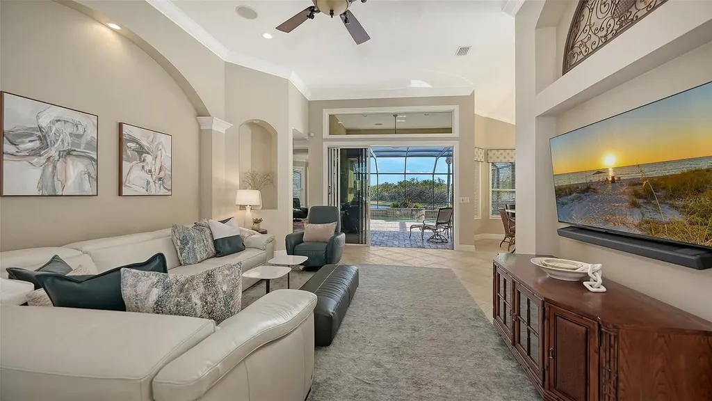 7325 Lake Forest Glen Lakewood Ranch FL 34202
