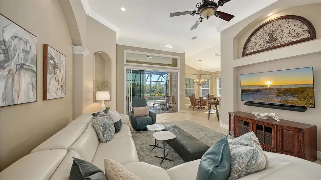 7325 Lake Forest Glen Lakewood Ranch FL 34202