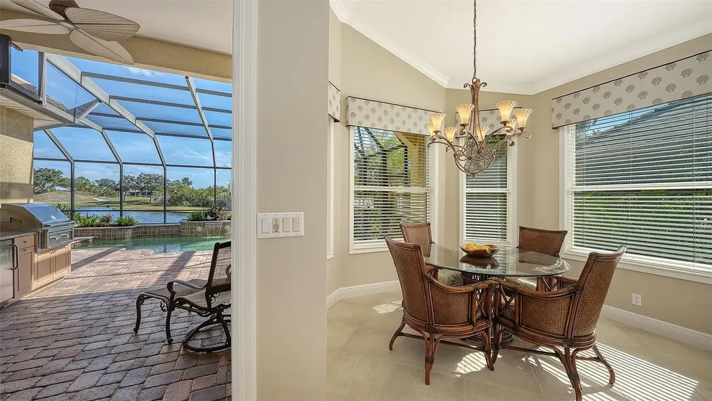 7325 Lake Forest Glen Lakewood Ranch FL 34202