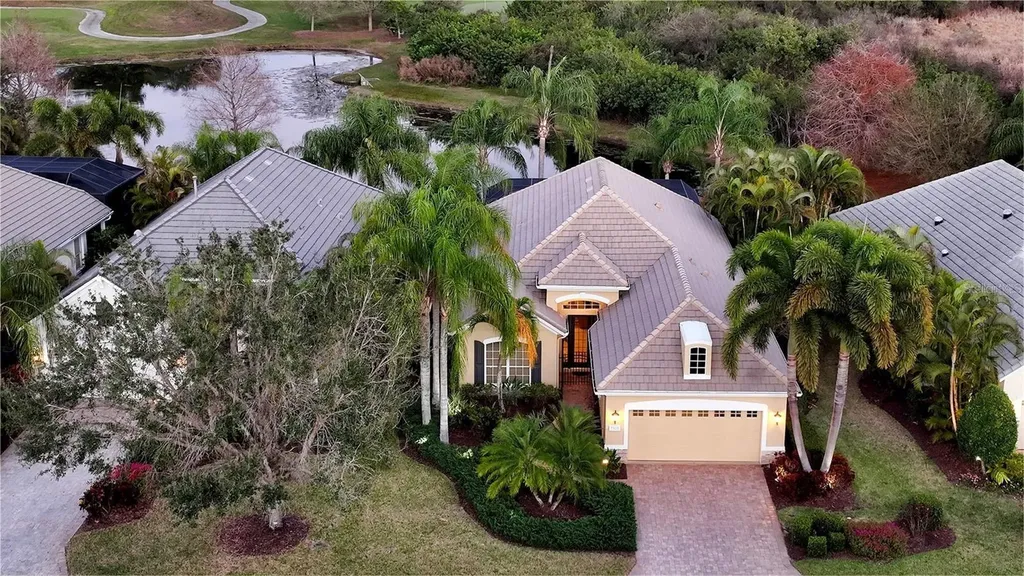 7325 Lake Forest Glen Lakewood Ranch FL 34202