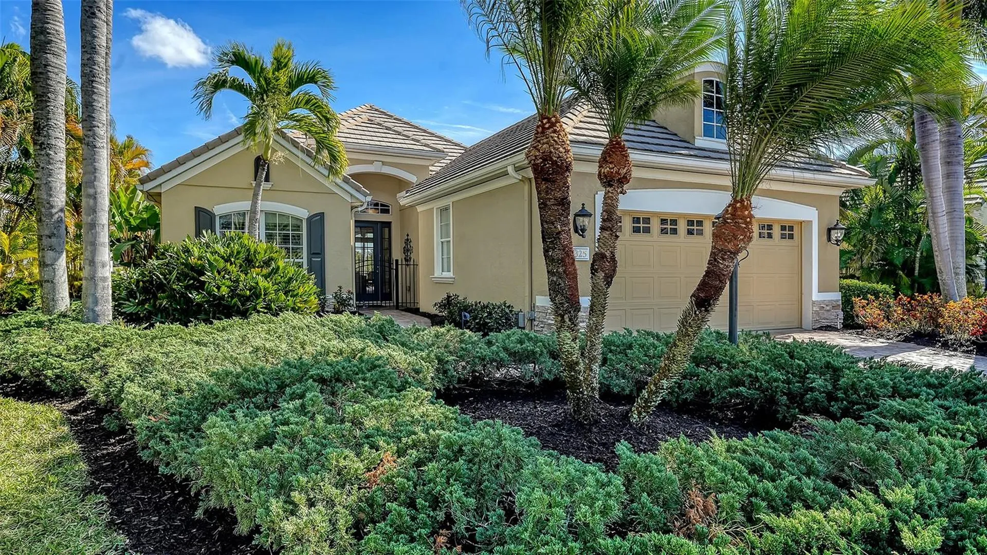 7325 Lake Forest Glen Lakewood Ranch FL 34202