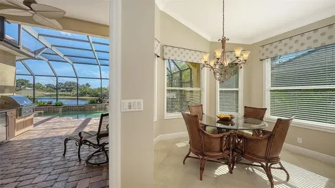 7325 Lake Forest Glen Lakewood Ranch FL 34202