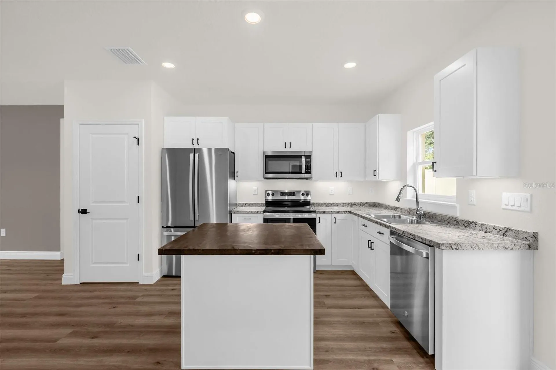 12345 SE 99th Avenue Belleview FL 34420