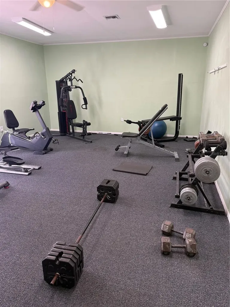 2636 Hidden Lake Drive N Sarasota FL 34237
