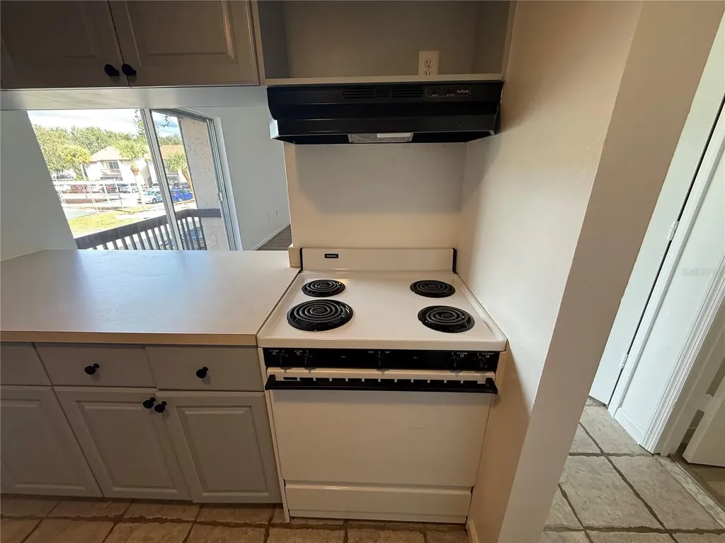 2636 Hidden Lake Drive N Sarasota FL 34237