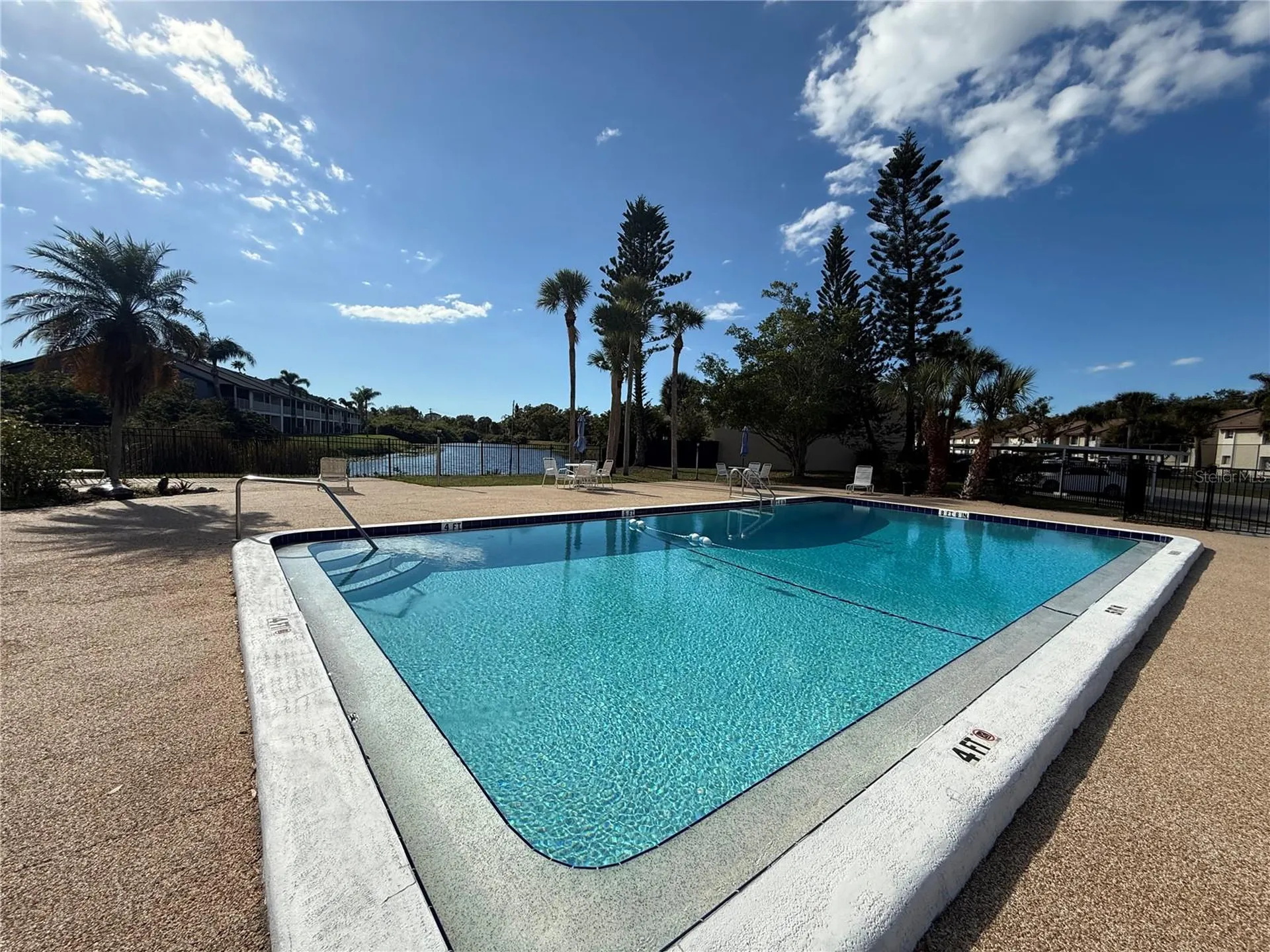 2636 Hidden Lake Drive N Sarasota FL 34237