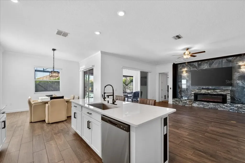 17173 Scuba Crest Street Wimauma FL 33598