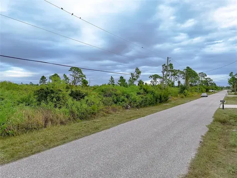 12332 Appleberg Circle Port Charlotte FL 33981