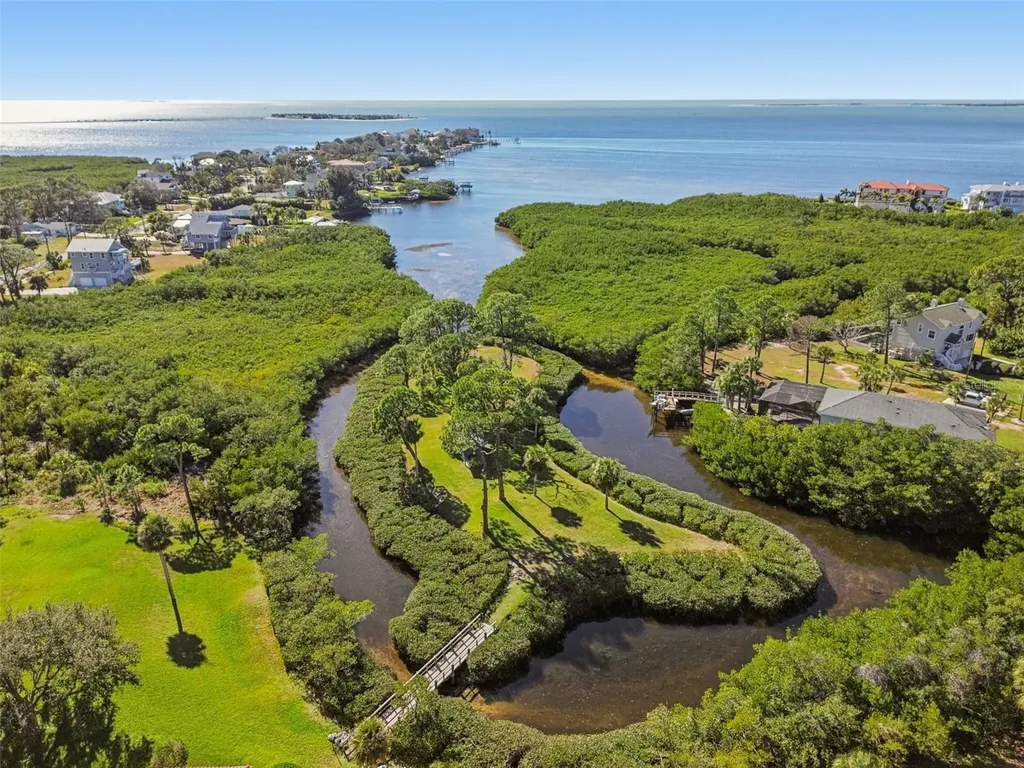 1652 Citrine Trail Tarpon Springs FL 34689